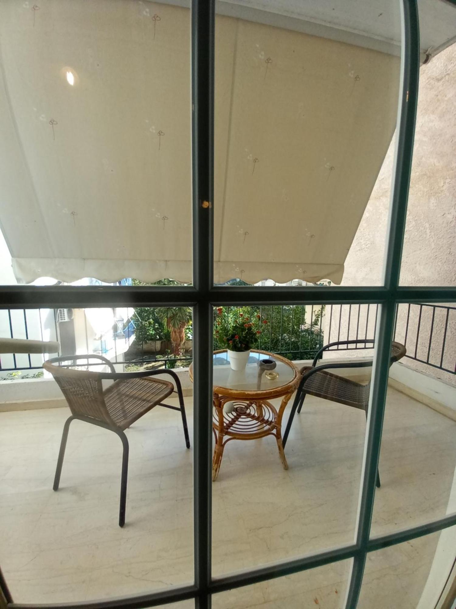 Evie'S Apartment Kalamata Bagian luar foto